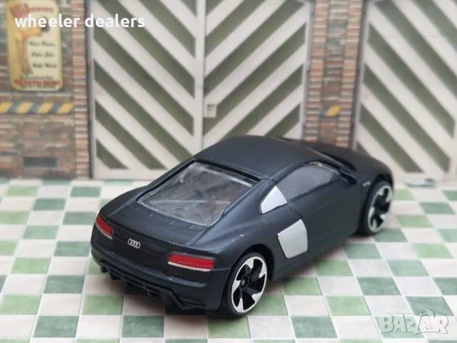 Метална количка Audi R8 Majorette, снимка 3 - Колекции - 50142403