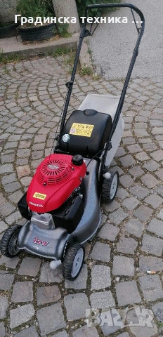 Самоходна косачка ХОНДА , снимка 2 - Градинска техника - 53406783