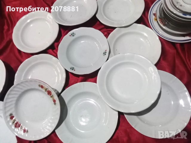 30 броя чинии български порцеланКитка , снимка 2 - Чинии - 52382828