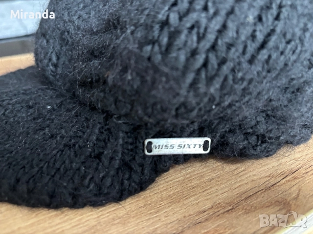 Miss Sixty зимна шапка, снимка 3 - Шапки - 52341409