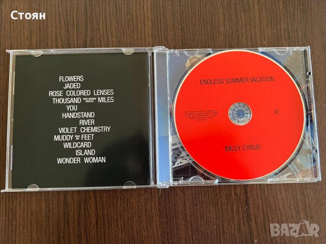Албум на Miley Cyrus - Endless Summer Vacation, снимка 2 - CD дискове - 44162785