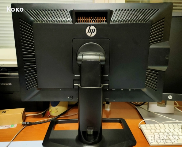 Монитори 24 инча HP ZR2440w, снимка 3 - Монитори - 52588849