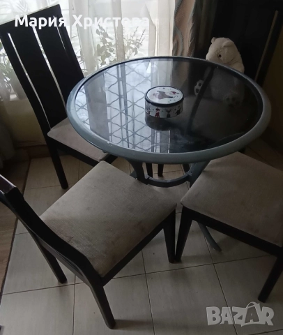 стъклена маса