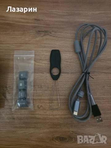 Геймърска Keychron Q2 65% Gateron G Pro Red суичове и 2 аксесоара, снимка 2 - Клавиатури и мишки - 53583791