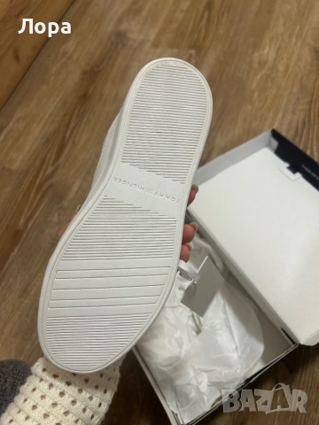 Tommy Hilfiger дамски кецове нови, снимка 4 - Кецове - 53727122