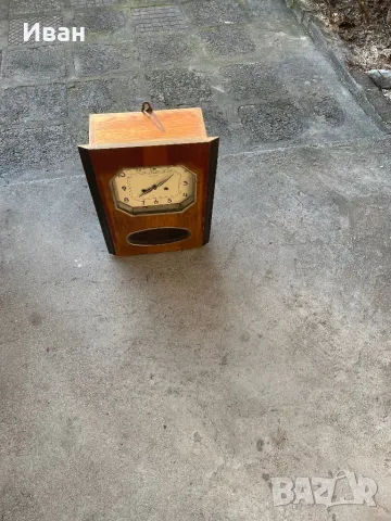 Стар часовник, снимка 5 - Антикварни и старинни предмети - 48915075