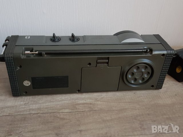 Радио Sony ICF-6000L, снимка 6 - Радиокасетофони, транзистори - 38629012