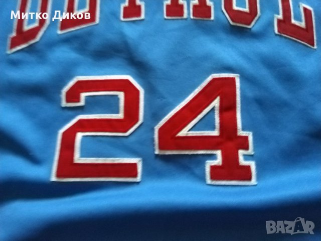 Баскетболна тенсика Depaul Blue Demons #24 Mark Aguirre  Хардууд легенди размер ХХЛ          , снимка 3 - Баскетбол - 34464700
