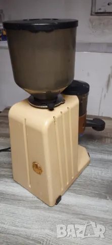 Професионална кафемелачка LA SAN MARCO, снимка 2 - Кафемашини - 48969667