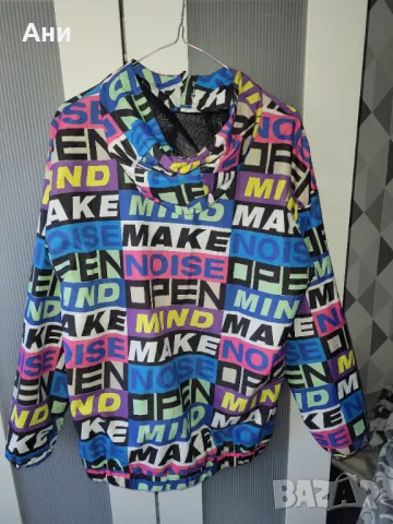 Ветровка от Reserved