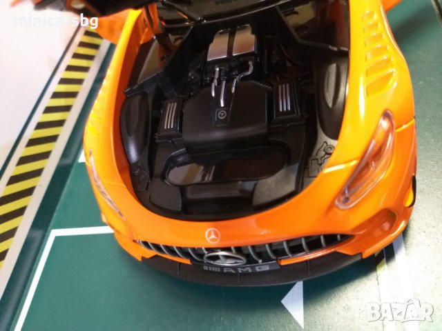 1:18 Метални коли: Mercedes-Benz AMG GT (C190) Black Series (Мерцедес-Бенц), снимка 7 - Колекции - 30110610