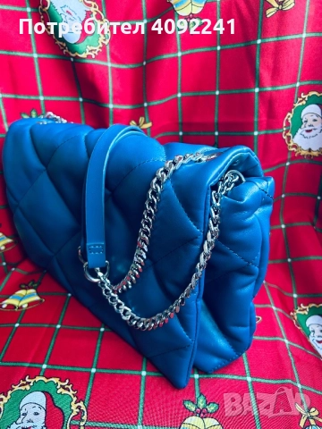 Дамска чанта, снимка 3 - Чанти - 52739372