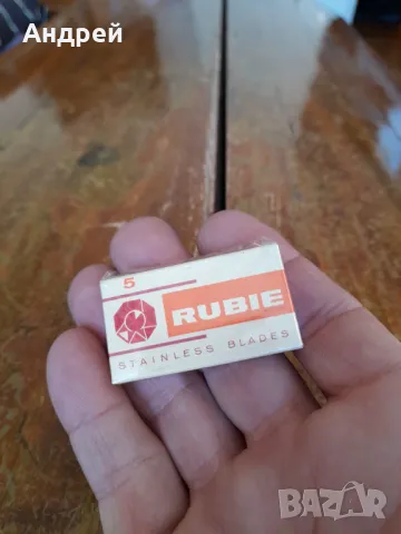 Стари ножчета за бръснене RUBIE, снимка 2 - Други ценни предмети - 48826477