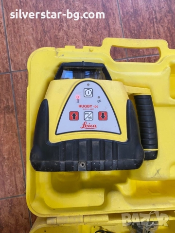Лазерен нивел LEICA RUGBY 100. Пълен комплект зарядно и лазерна рулетка