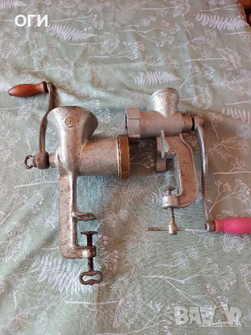 Ръчна месомелачка 2 бр., снимка 4 - Месомелачки - 50604895