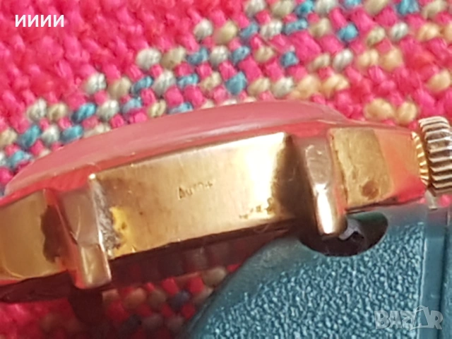 Позлатен часовник Луч обемен корпус , снимка 3 - Антикварни и старинни предмети - 53292164