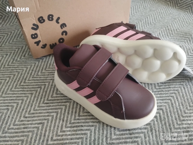 Adidas маратонки за момиче номер 26.5, снимка 2 - Детски маратонки - 52745995