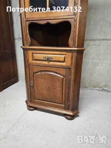 Масивна витрина за ъгъл (материал орех) , снимка 3 - Витрини - 48045077