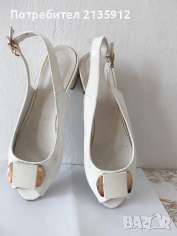  Нови черни +бели лачени обувки, снимка 6 - Дамски елегантни обувки - 23679625