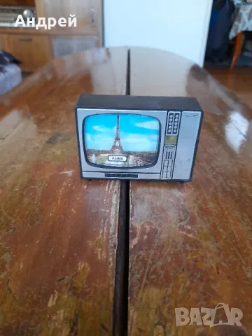 Стар диаскоп,телевизорче