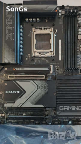 Дъно X670 GAMING X AX (Rev. 1.0, снимка 4 - Дънни платки - 52942470