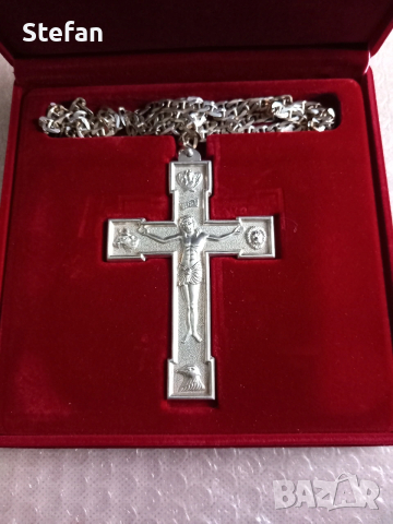 Кардиналски Сребърен Кръст