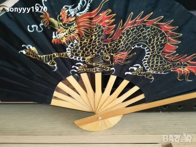 ЧЕРНО ВЕТРИЛО С ДРАКОН 42Х26СМ 1312241545, снимка 3 - Колекции - 48335492