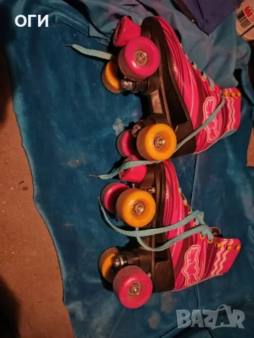 Ролери за момиче 34 номер, снимка 3 - Детски маратонки - 47896323