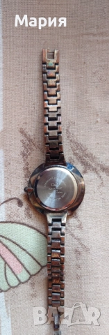 Дамски часовник Q&Q (за части), снимка 4 - Дамски - 51930511