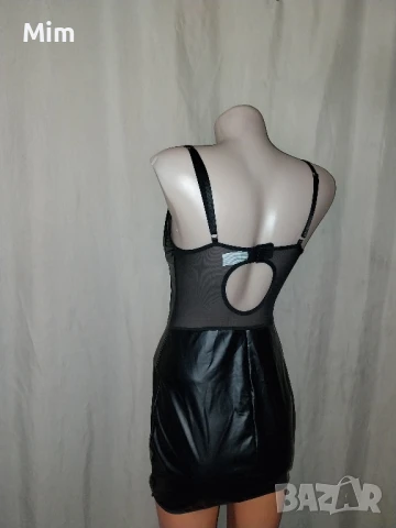 М Черна еластична рокля от тънка еко кожа , снимка 4 - Рокли - 51186174