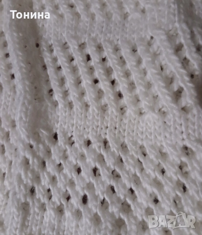 Бяло красиво пончо, ръчно плетиво, снимка 5 - Рокли - 53668954