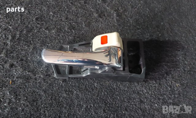 Предна Дясна Вътрешна Дръжка Лексус ИС200 N, снимка 3 - Части - 44488320