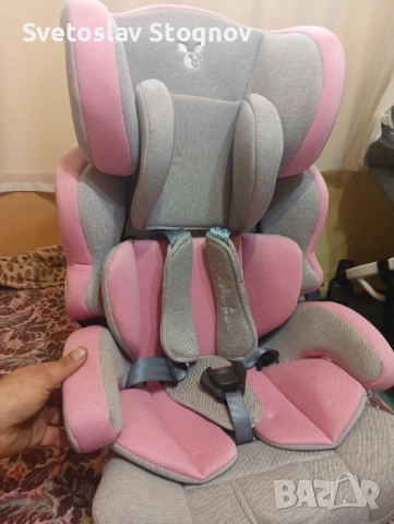 Продавам столче за кола 