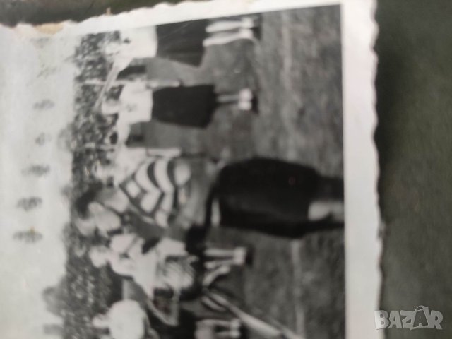 Продавам стари футболни снимки Левски : Славия 1940 и Левски: Македония 1942, снимка 3 - Други - 41422445