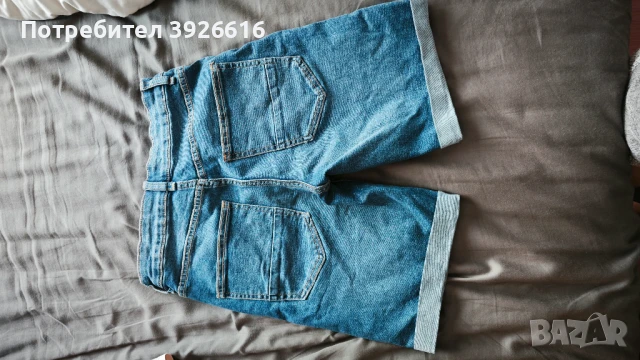 Женски дънкови панталонки  Bershka, снимка 2 - Къси панталони и бермуди - 50823315