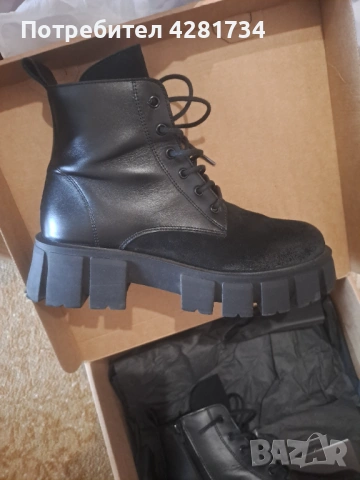 Дамски боти от естествена кожа и велур в черно  