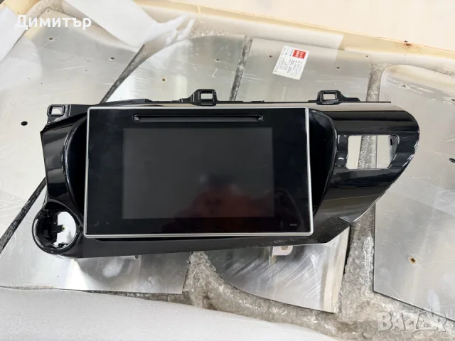 мулти медия NAVI за Toyota Hilux 2018 година 