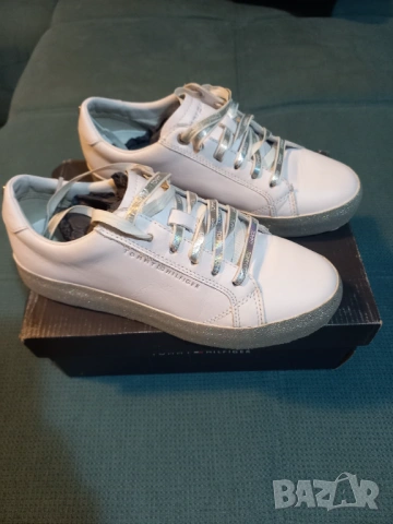 Обувки Tommy  Hilfiger , снимка 6 - Маратонки - 53156850