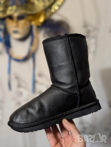 кожени ботуши UGG AUSTRALIA CLASSIC номер 38 