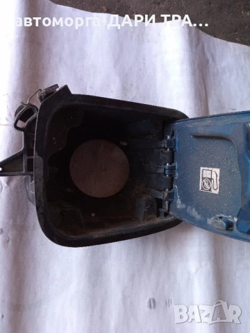 Капачка резервоар за Пежо 406 купе, снимка 2 - Части - 50781464