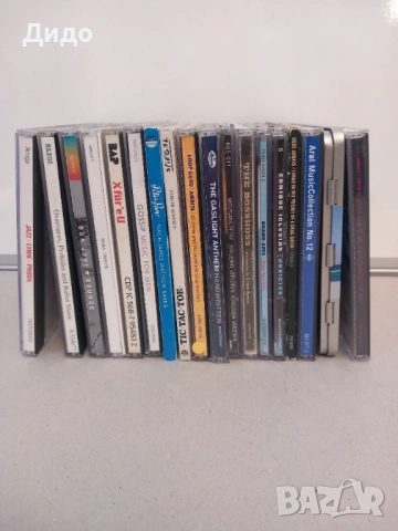 Лот 20 бр. аудио дискове CD