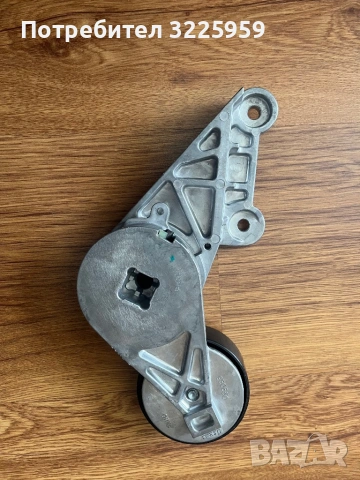 OE 1275380 — VOLVO 850/V70/S70-Обтяжна ролка, пистов ремък 