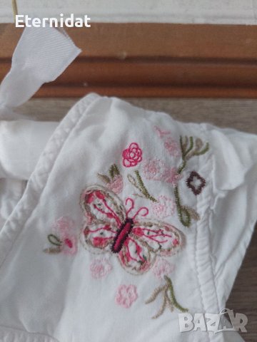 Детска бяла рокля BENETON , снимка 4 - Детски рокли и поли - 41963399