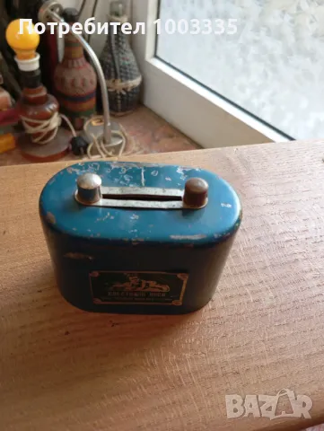 Касичка ДСК , снимка 7 - Антикварни и старинни предмети - 49210789