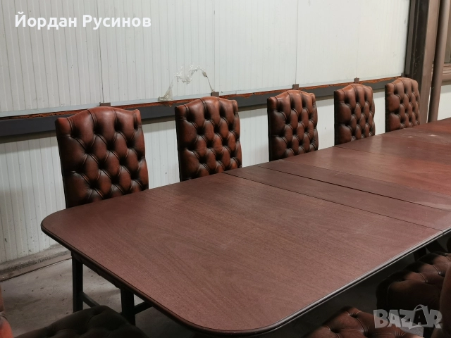 Оригинален луксозен комплект 12 Chesterfield стола с маса от махагон, снимка 5 - Столове - 52389880