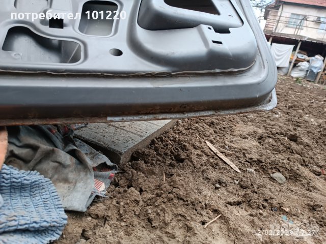 Заден капак Е39 Touring, снимка 2 - Части - 39662577