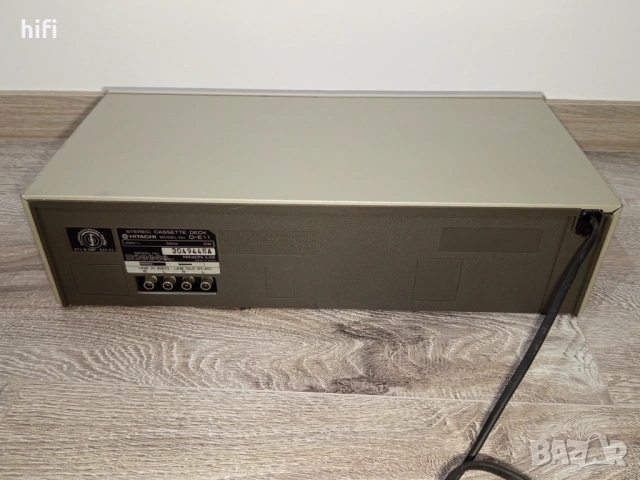 Двуглав касетен дек Hitachi D-E11, снимка 4 - Декове - 53526887