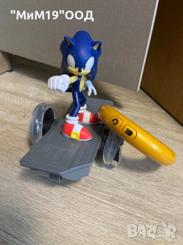 Соник с радиоуправляем спийдър