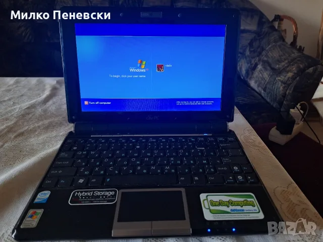 ASUS Eee PC 1000 HE.