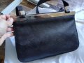Кожена дамска чанта, снимка 1